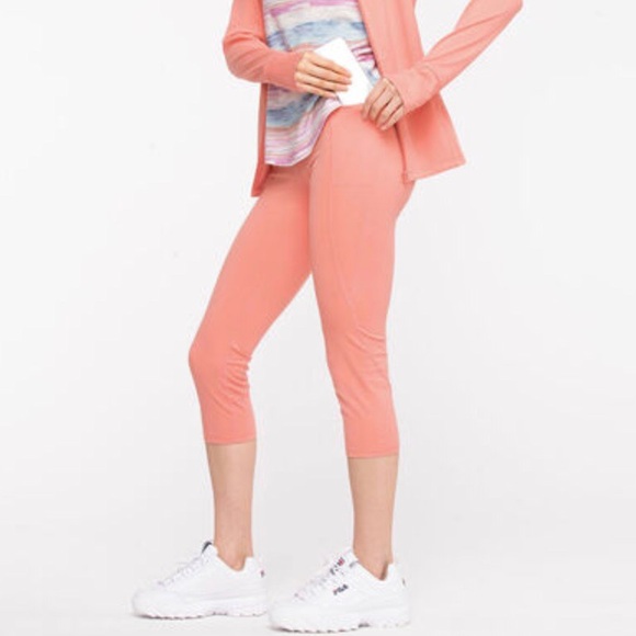 2/$15 Ricki’s Capri Leggings with Pockets Peach Size XL 16 NWT - Picture 6 of 6